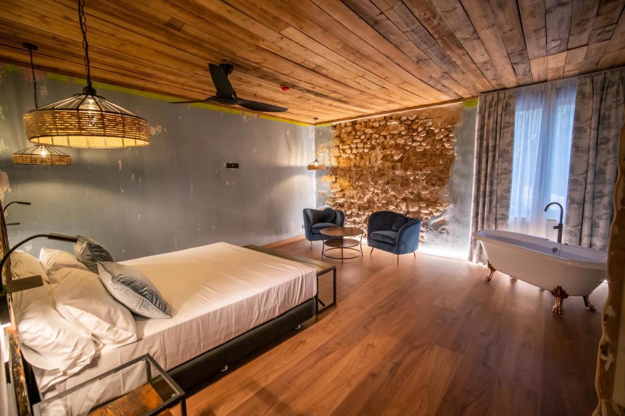 Hotel Somnifabrik Valderrobres Luaran gambar