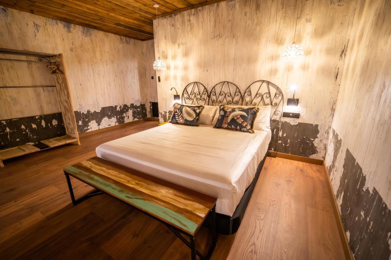Hotel Somnifabrik Valderrobres Luaran gambar
